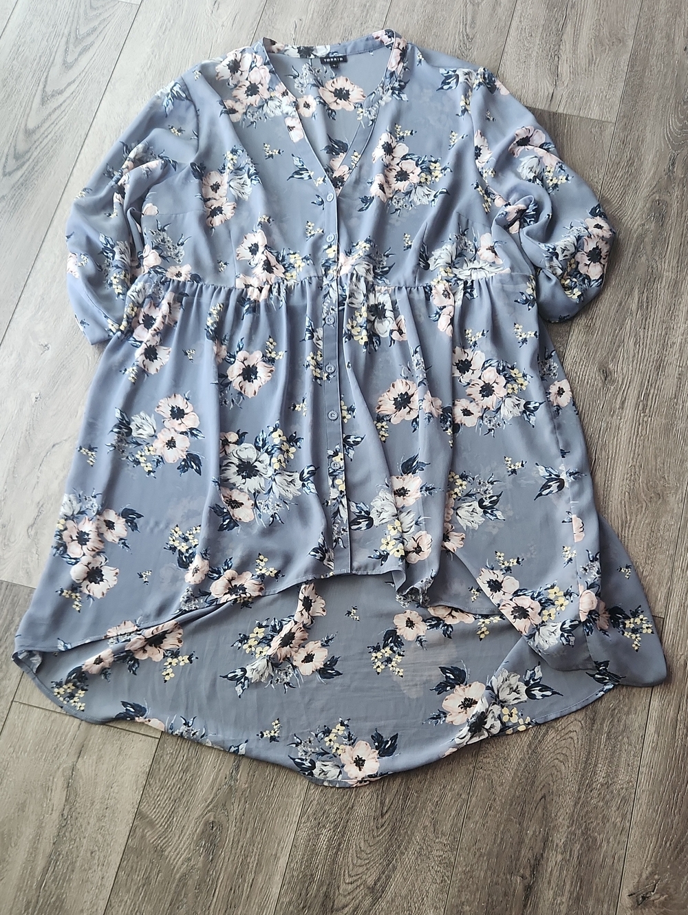 torrid Dusty Blue Floral Button-Front Tunic